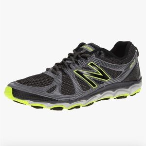 New Balance Men's MT810 Trail Running Shoe Size 11.5